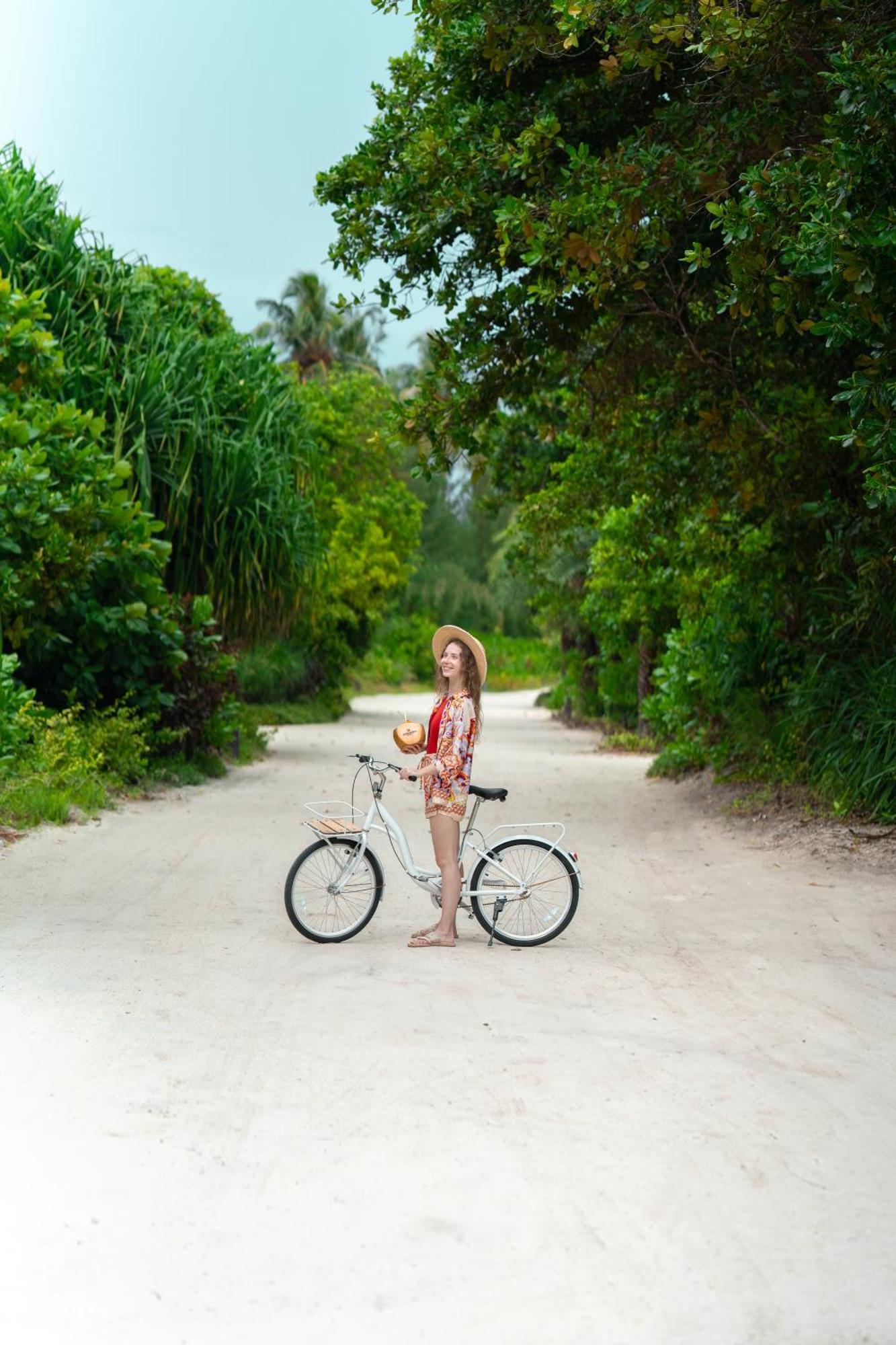 Hotel Jawakara Islands Maldives Lhaviyani Atoll Exterior foto